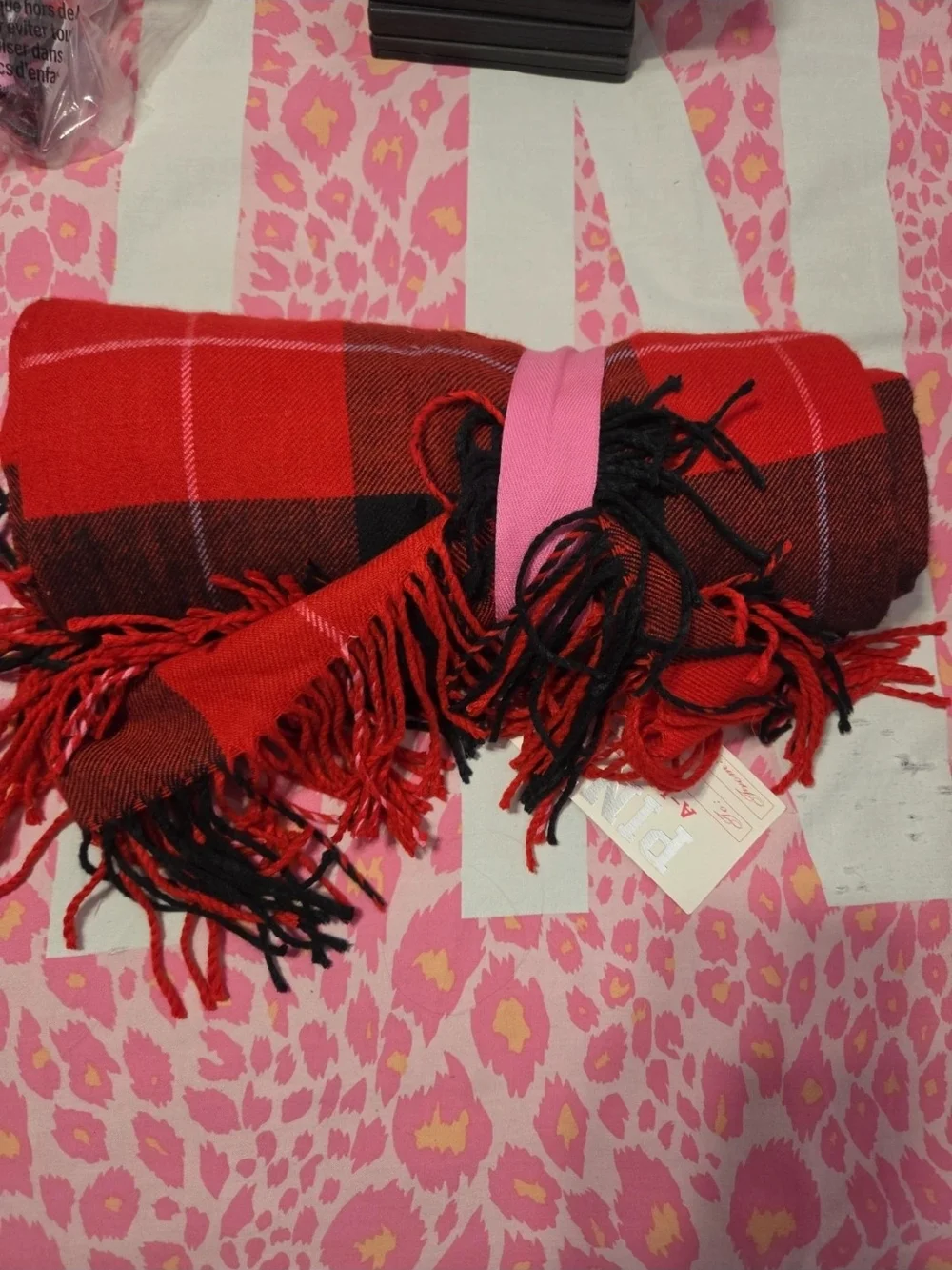 Victoria's Secret PINK VINTAGE RARE NWT BLANKET!